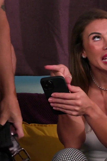 Sph मेरे रूममेट अंदर आए और मैंने उसका छोटा लंड देखा