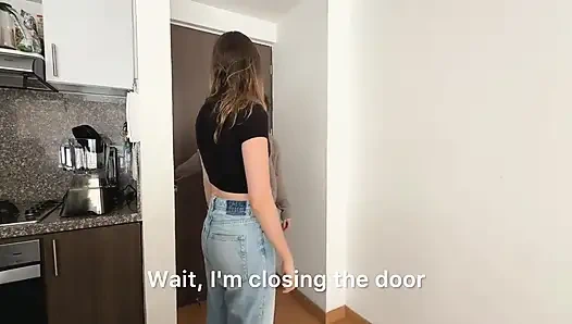 Две лесбиянки признаются друг другу в любви