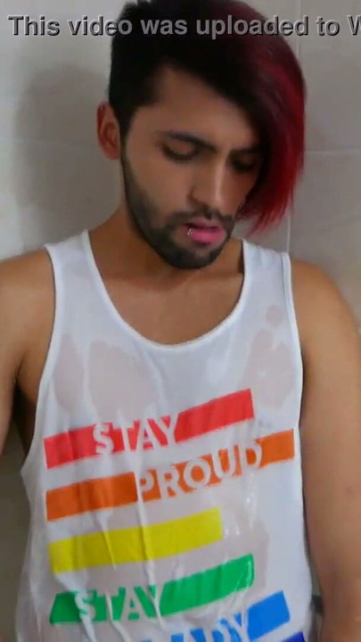 Hot colombian guy pissing all over his body and jerking off - Camilo Brown | Clip 1