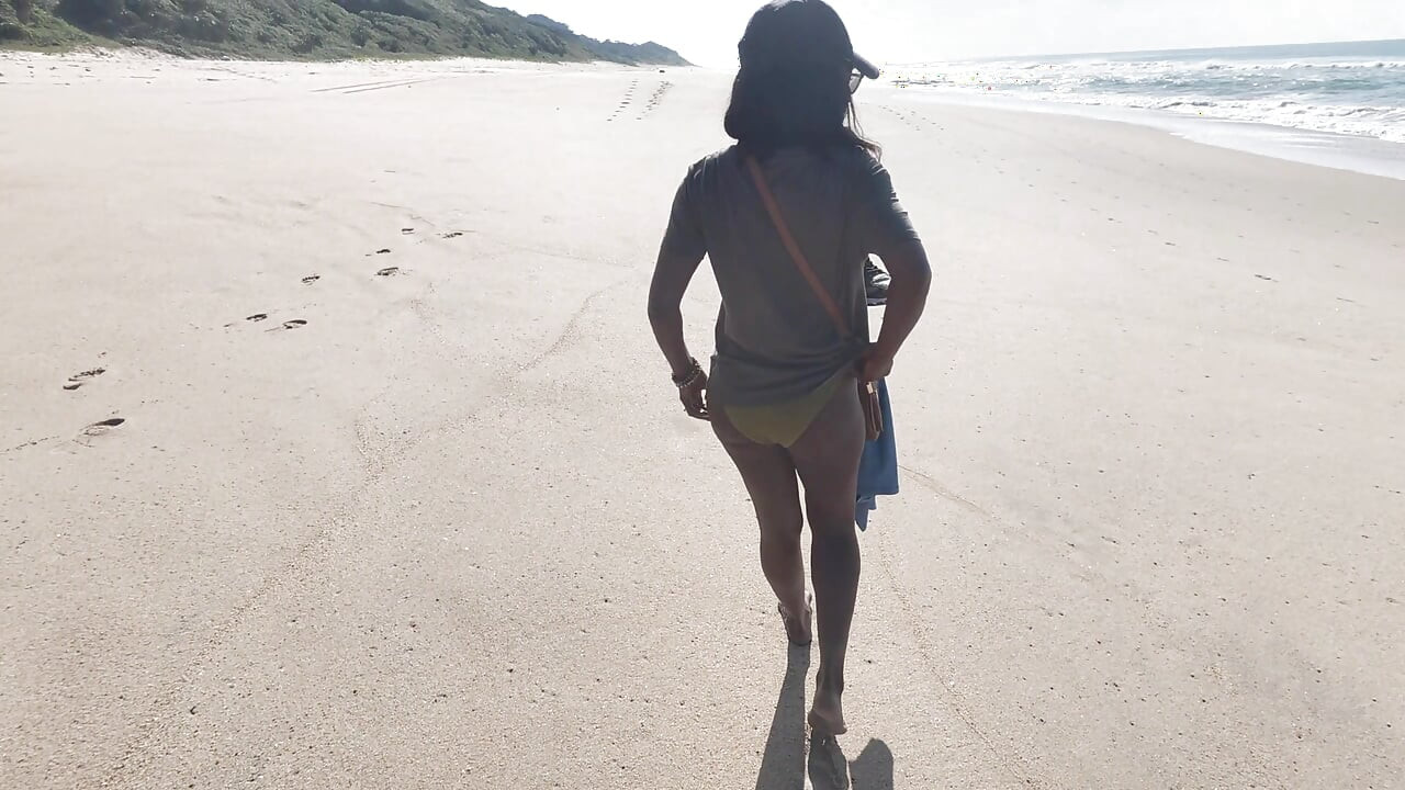 Sunrise & Saltwater Kisses-BlackSwan gets her pussy rubbed in the sand
