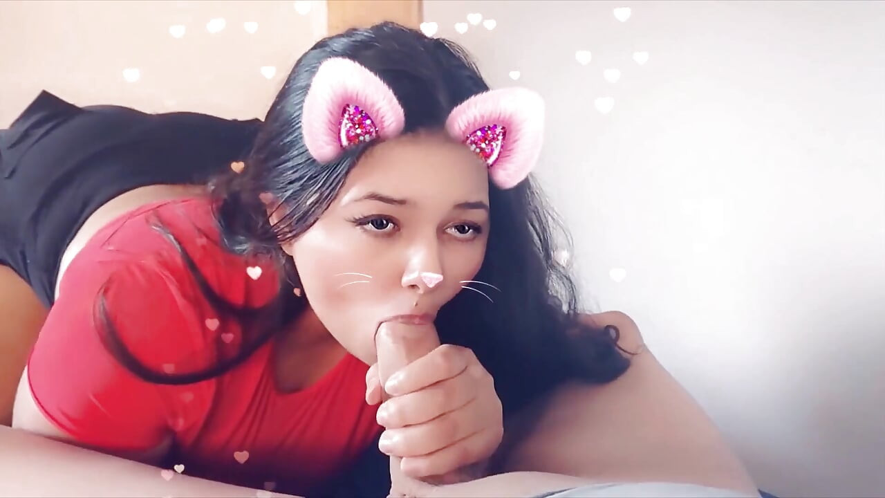 Iubită suge pula cu filtru snap