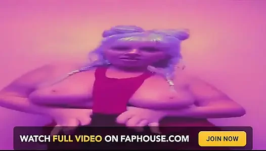 Canlandı.. Ne için? Senin Kırmızı Roketin için. Elbette