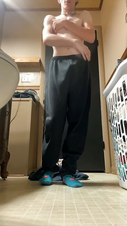 Trans Pet Self Playing and Teasing