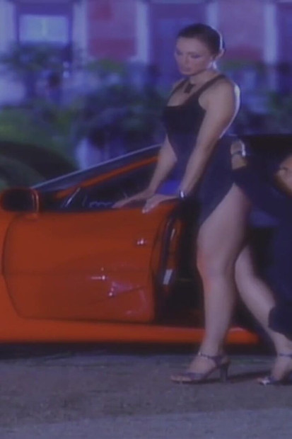 Luksuzna ruska manekenka dobiva jebanje od velikog kurca