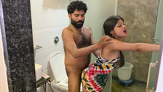 Desi Kızılderili Evi eşi koca ve ana bahçe odasına