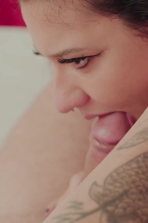 Agatha Ludovino Is a Naughty BBW Who Loves to Suck My Dick