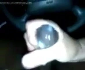 Дрочка в машине