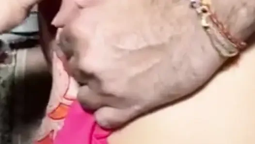 Разорвал уплотнение киски сводной сестры