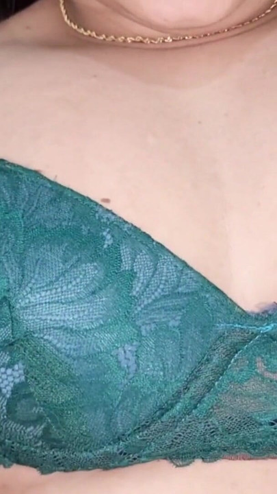 Video seks saree merah Bangladesh baru. Video seks panas suara Bangla | Klip 1