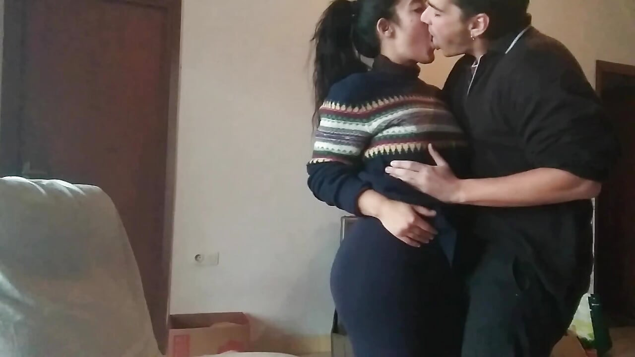 POV BLOWJOB IN THE STREET AND FUCK BIG ASS GIRL