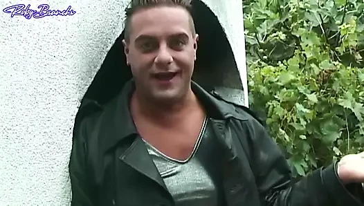 Robert Ribot harika sarışın nomi'yi götten sikiyor