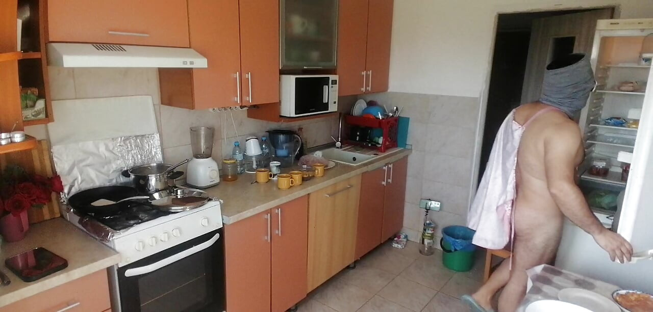 Amateur couple having crazy sex in the bedroom.