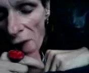 goth chick sucking some nice ass cock