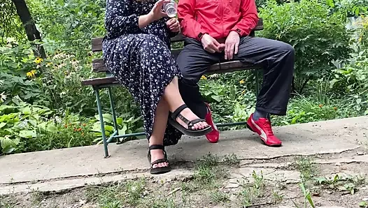 Daha fazla uzatmadan: olgun bir üvey anne için sadece boşal
