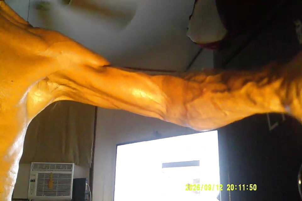 9-12-26 COBRA CRAIG DOES HIS FRIEND LEPET'S VEIN VIDEO