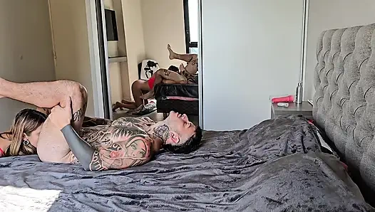 Hinter Den Kulissen! Ein Amateurpaar Hat Morgens Sex. Doppelte Durchdringung