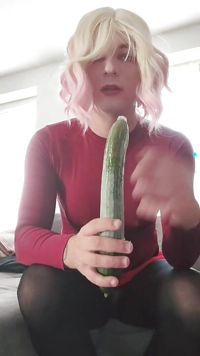 Deep anal with a cucumber