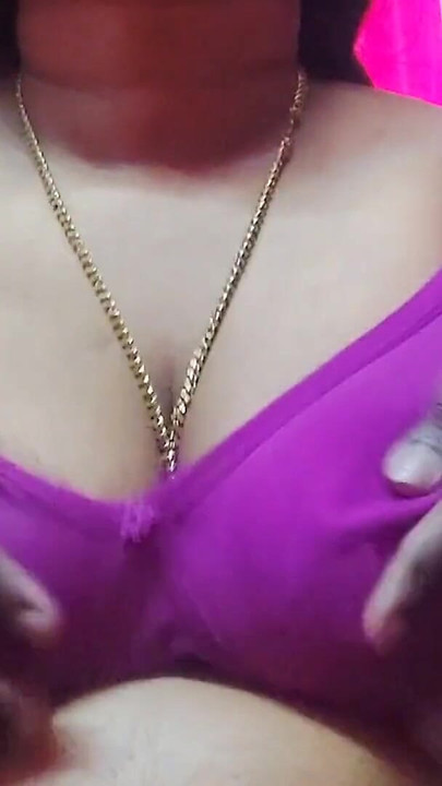 Adik tiri desi India dan abang tiri berkongkek audio hindi | Klip 1