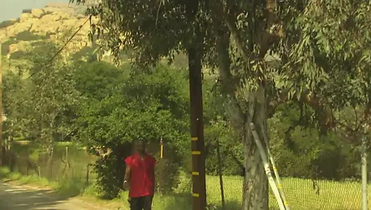 Marie Luv Sean Michaels'ı memnun ediyor