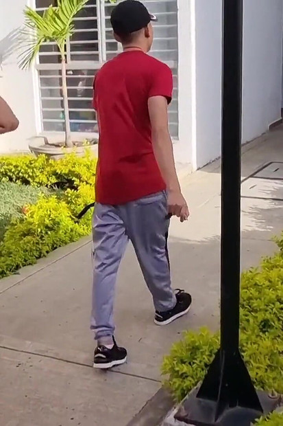 गर्भवती महिला ने अपनी इमारत की सीढ़ियों पर अपने पड़ोसी के साथ त्वरित यौन संबंध बनाए - सवाना वाटसन