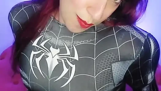 Spider-Gauchi tekrar harekete geçti! Süper takımımın altında ne olduğunu görmek ister misin?