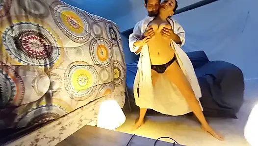 Муж Приглашает Большой Черный Член Трахнуть Его Жену