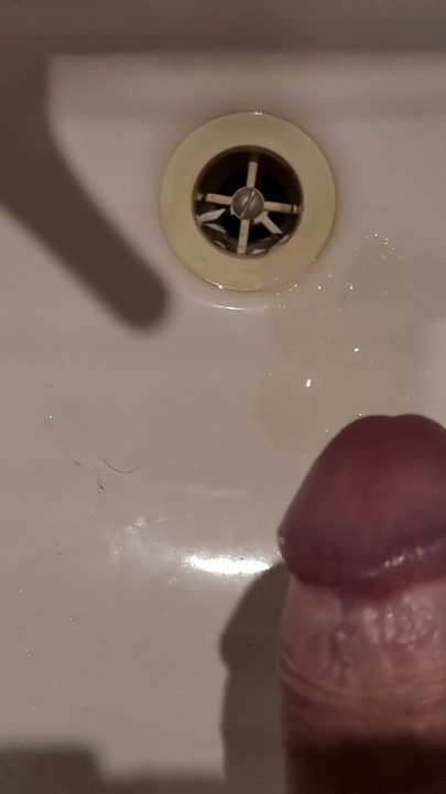 Quick morning masturbation before going to work with cum to the sink close up 4K | Clip 1