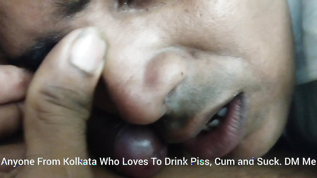 Desi Friend Suck Cock First Time - Smells, Suck & Takes Cum in Mouth (Desi Indian Gay)