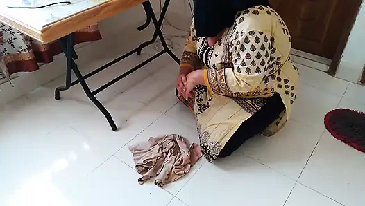 Ein schönes zimmermädchen in Saudi-Arabien ficken