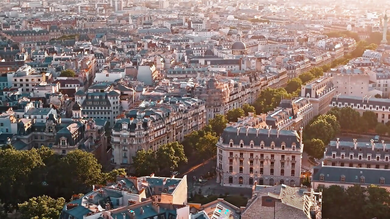 Follando tetona mami en misionero con grandes tetas rebotando