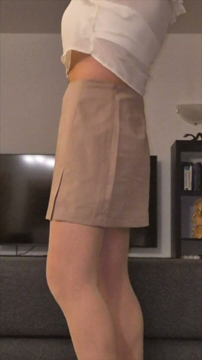 Sexy sissy in nice skirt | Clip 2