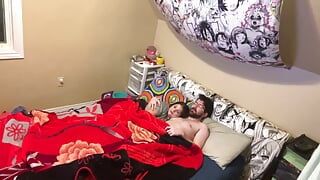 Муж долбит киску жены перед сном