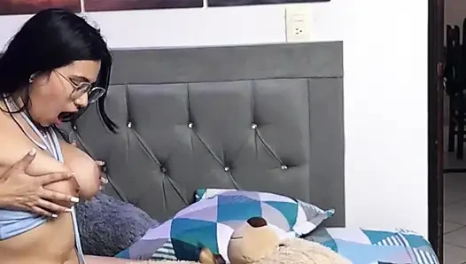 Hot student puts her harness on her teddy bear, climbs on top of him, ki...