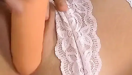 Almanya'dan sürtük genç kız yüzüne boşalmak ve yarak emmek için burada