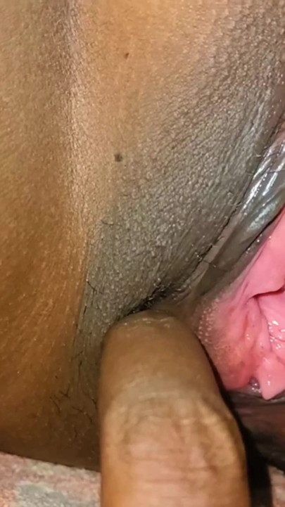 He inserts his finger into Ammu's pussy and thrusts 104 | Clip 1