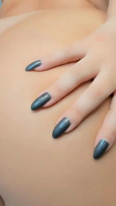 لحظة مذهلة من "لاتينية مثيرة تلعق كس وتدروس تعليمية مص الزب سحاقية وقذف في الفم"