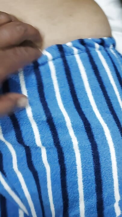 Seksi desi zgodna Seema jebanje u spavaćoj sobi teško jebanje video hindi čist audio