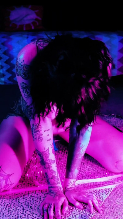 Neon Raver Lays a Clutch of Eggs in Uv Then Pushes Them All Out and Pisses: Ovipositor and Egg Play Seduction