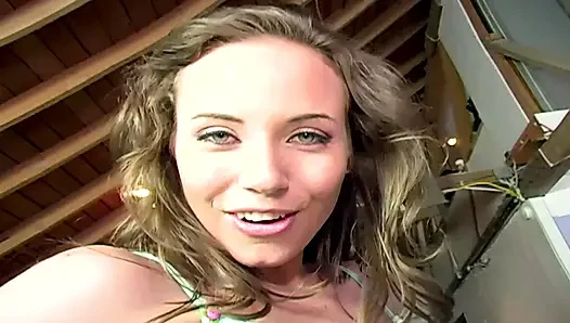 Klasik Manojob: Hannah West