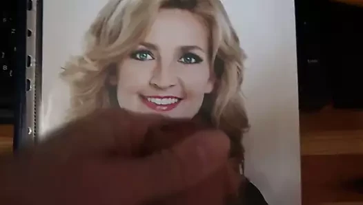 Boşalmak üzerinde eva novodomszky tekrar