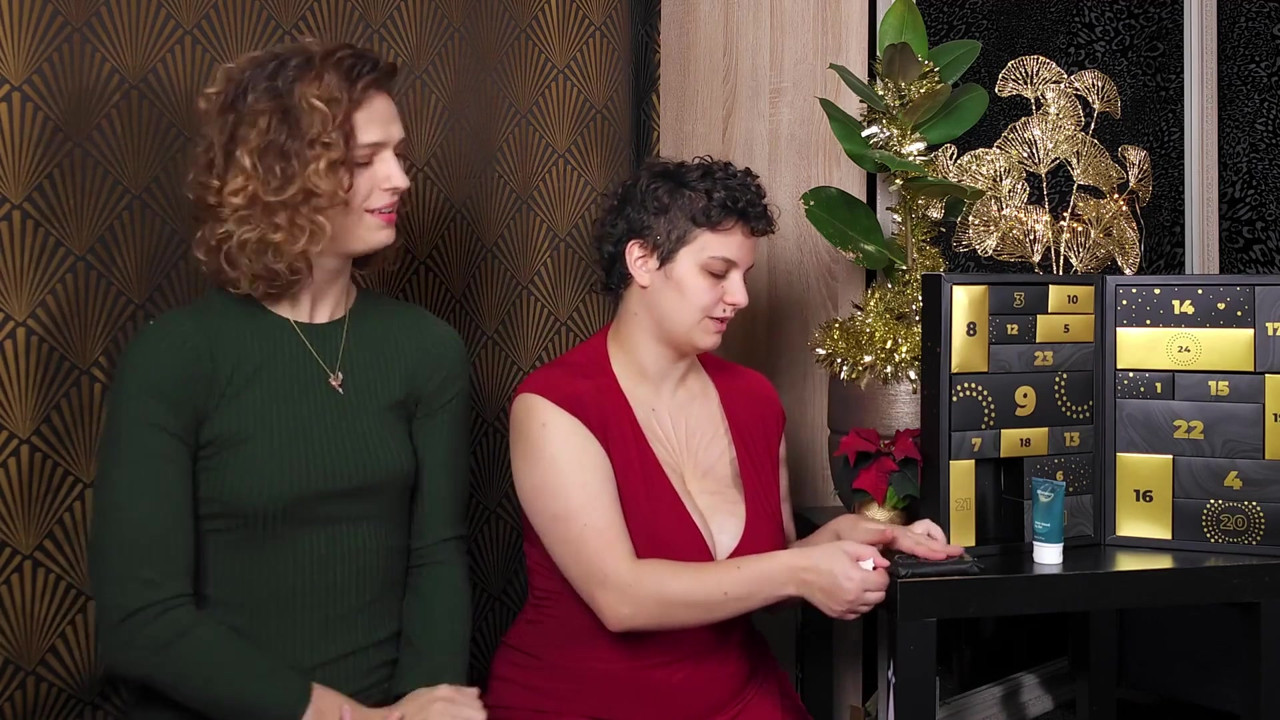 Sextoy アドベントカレンダー 2日目:メロディとノヒヤと楽しむ24日間