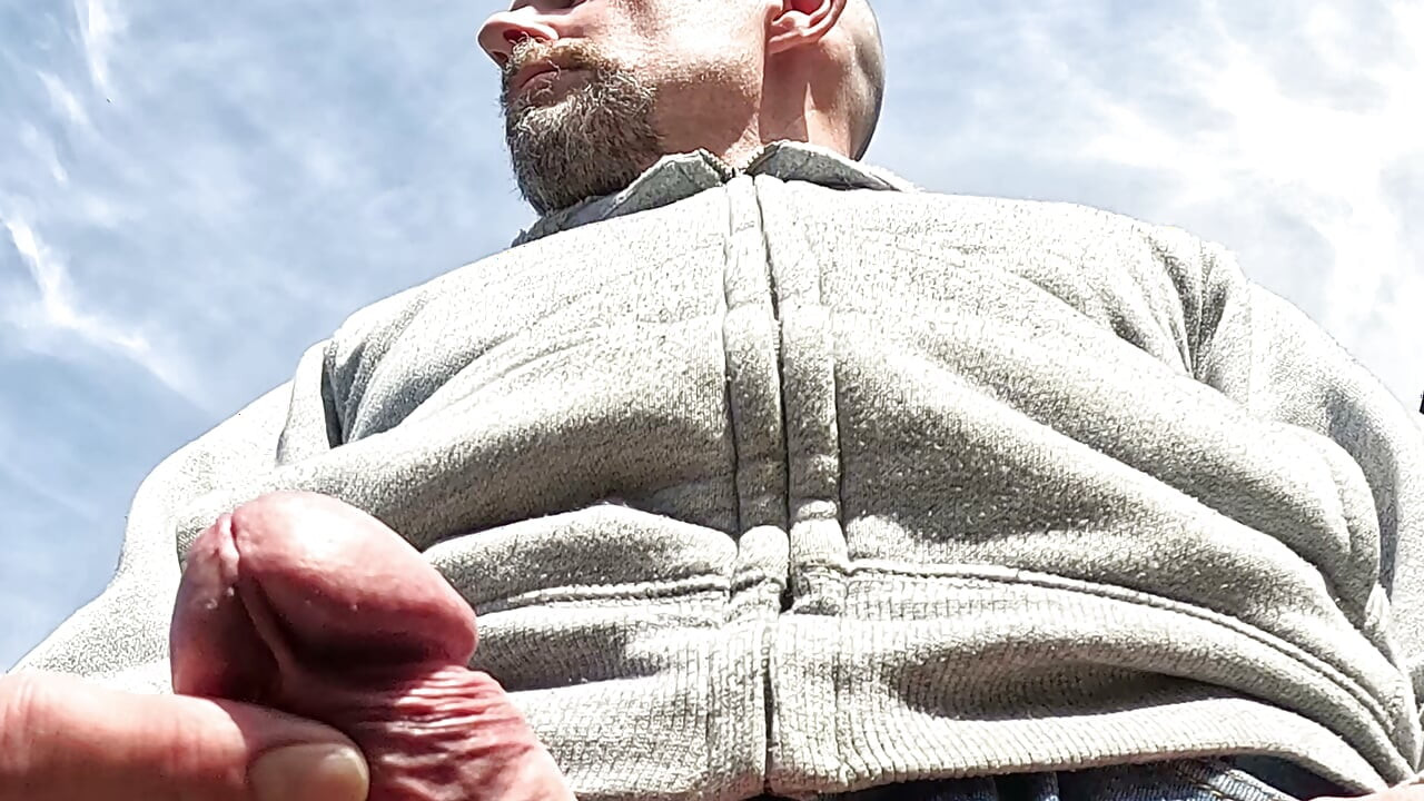 Wanking and Cumming Outside Friend's House Wearing Jeans - Rockardglans