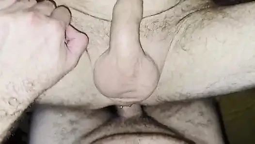 Bir sürü anal grup seks ile sert kremsi prezervatifsiz sikiş