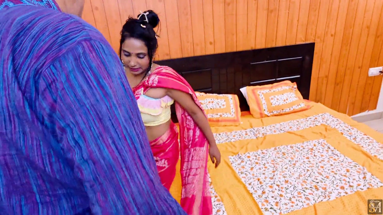 アジア系インド人のデシがフルセックスのスリーサム動画を楽しむ