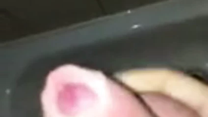 In der Dusche HART abgerotzt