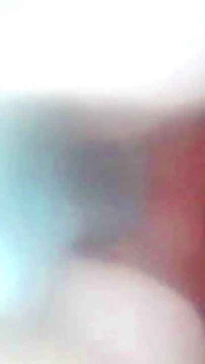 Moment spectaculos de la "O examinare detaliată a zonei vaginului Lopuza93 folosind o cameră endoscop."