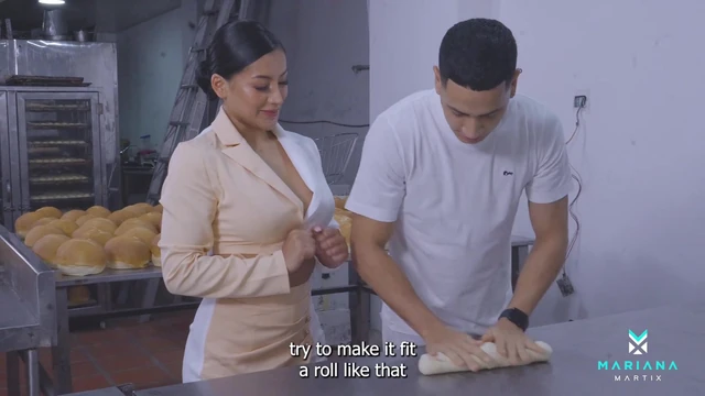 The baker leaves my ass full of semen - Mariana Martix y Max Betancur