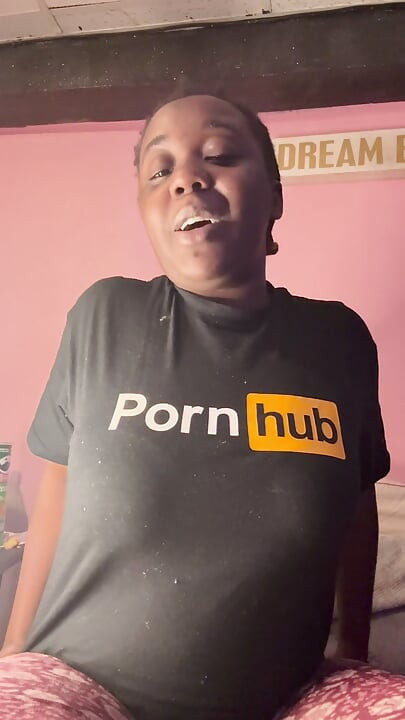 ADDICTED SUCKING DICK