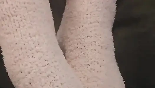 Foot Fetish Jerk off to My Perfect Feet