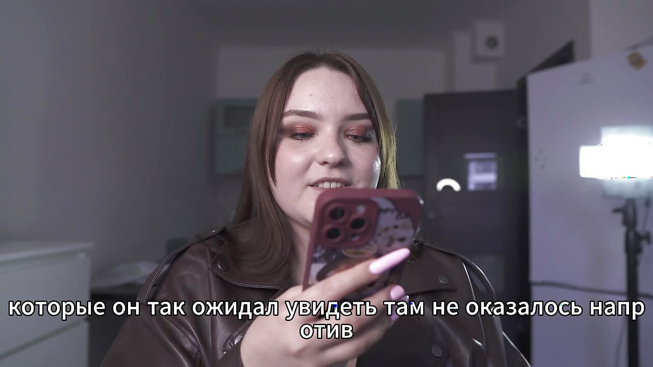 Poveste porno - Soția locotenentului se așează bucuroasă sub șef (rusoaică, muie, sex dur, încornorat)